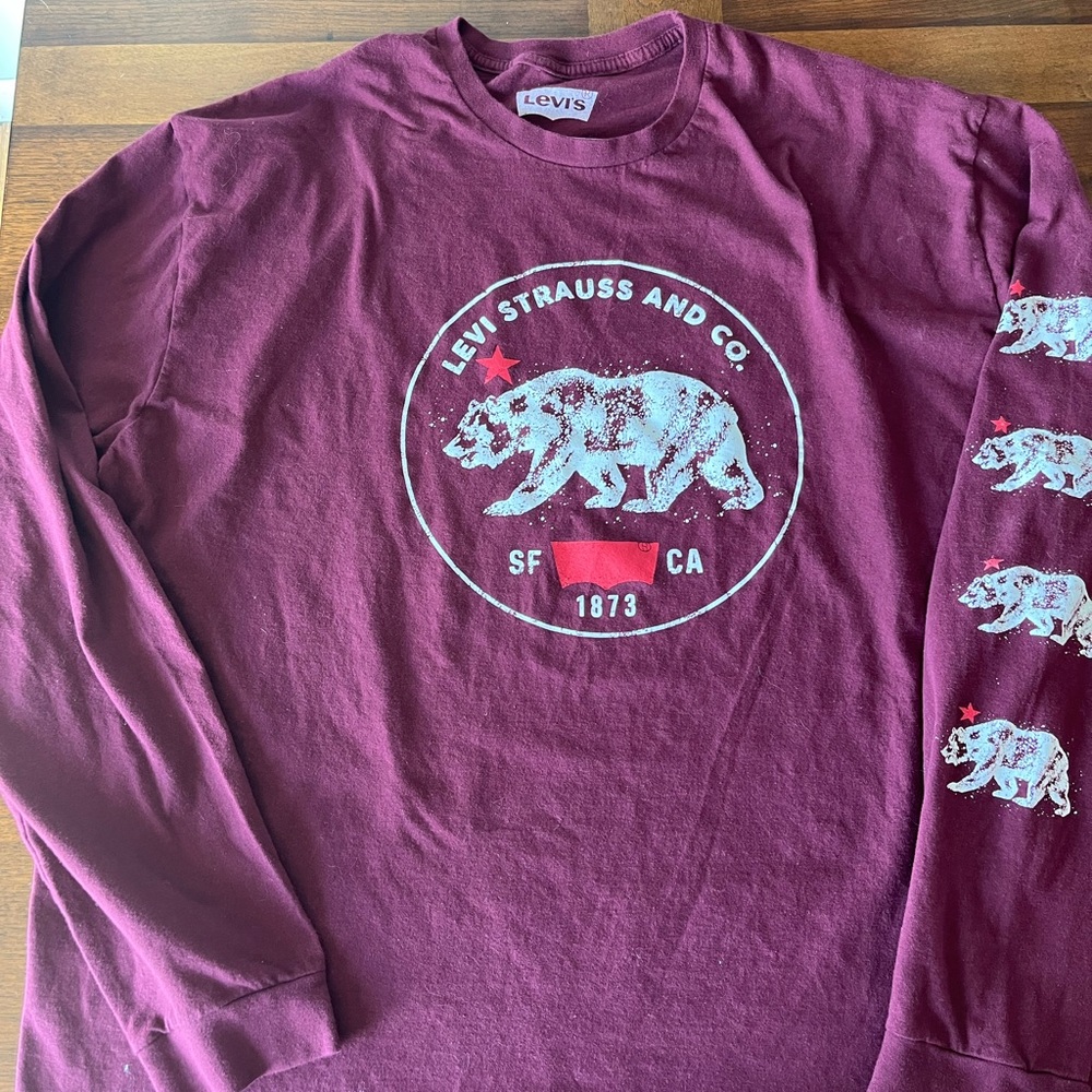 Levi's Burgundy Long Sleeve Tee